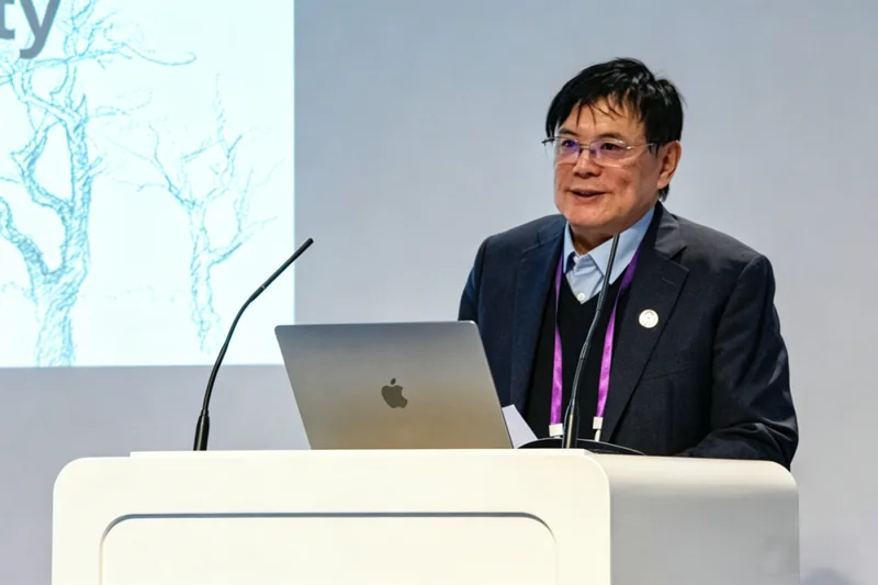 首届国际介观生物学大会在英国伦敦成功举办